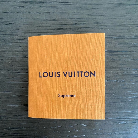 Supreme x Louis Vuitton Wallet - Picture 4 of 11